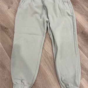 Abercrombie & Fitch Women’s Light Green Sweatpants